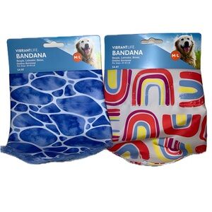 Vibrant Life Lot of 2 Dog Bandanas Dog size 20-90 Pounds M/L